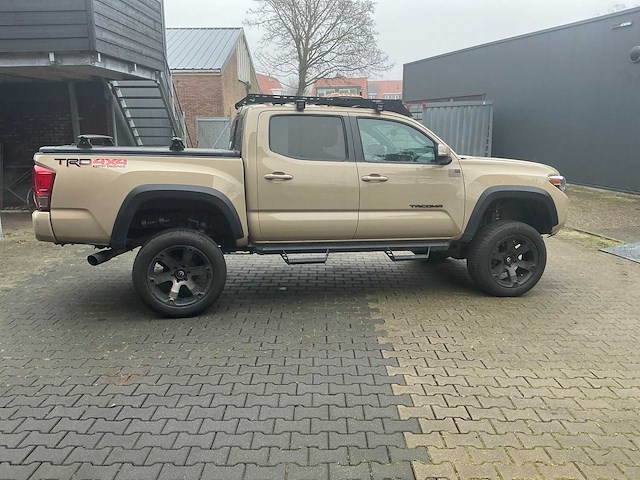 Toyota trd 4x4 tacoma off road bedrijfswagen - afbeelding 25 van  29