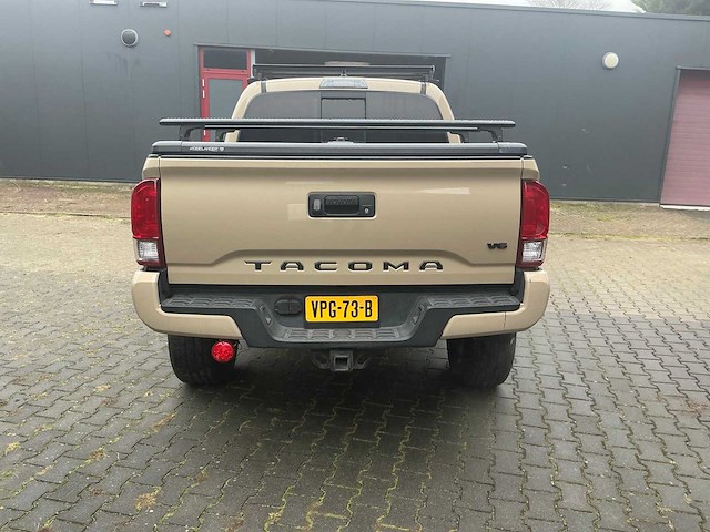 Toyota trd 4x4 tacoma off road bedrijfswagen - afbeelding 27 van  29