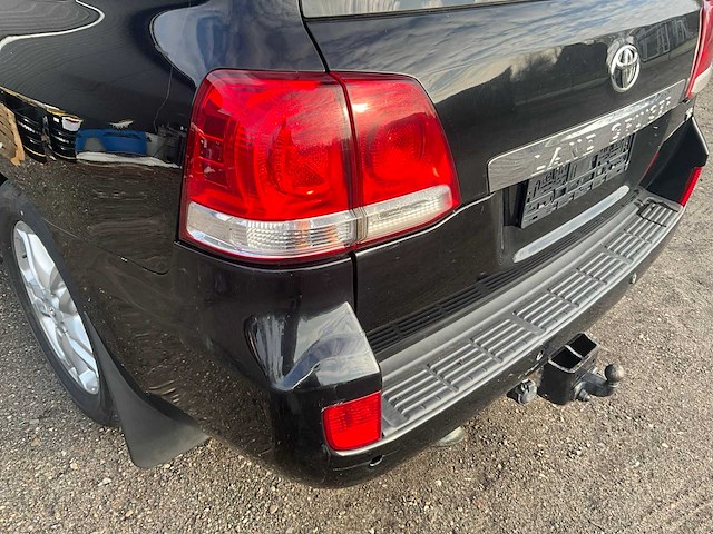 Toyota v8 - landcruiser - j20 / vdj 200 - bedrijfswagen - afbeelding 36 van  37