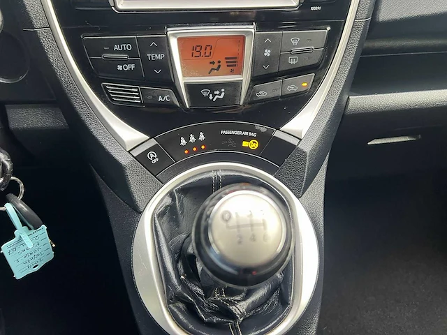 Toyota verso -s 1.3 vvt-i trend *, 2-xrl-07 - afbeelding 7 van  24