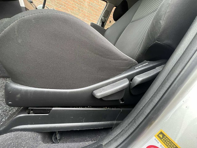 Toyota verso 1.6 vvt-i dynamic 2006 | 08-sz-xg - afbeelding 29 van  29