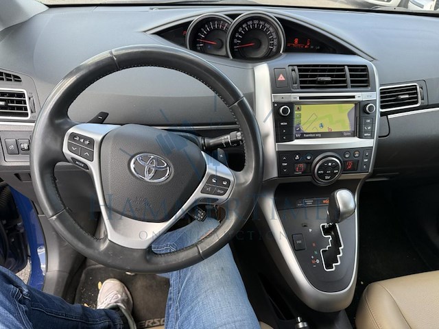 Toyota verso 1.8i skyview 5pl. cvt 147 at, 2014 - afbeelding 3 van  31