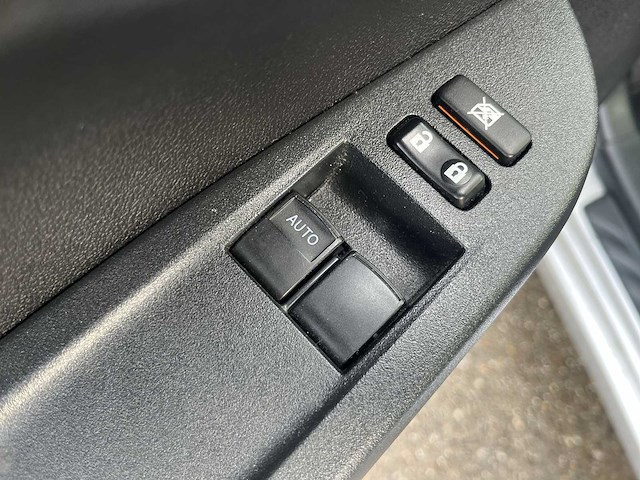 Toyota verso-s 1.3 vvt-i comfort 2011 | 09-spd-2 - afbeelding 7 van  21