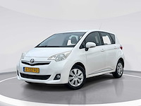 Toyota verso-s 1.3 vvt-i comfort 2012 | 6-tzz-93 - afbeelding 1 van  23