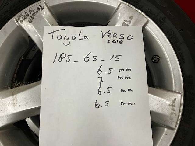 Toyota verso wiel (4x) - afbeelding 3 van  3