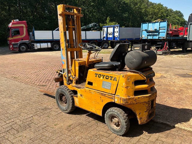 Toyota vorkheftruck - afbeelding 8 van  14