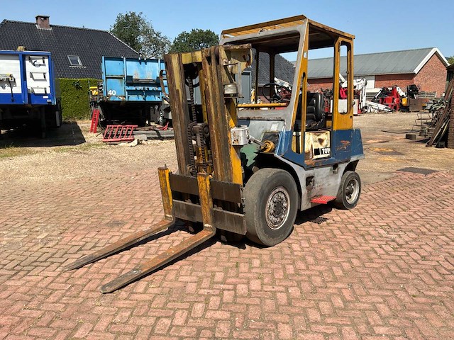 Toyota vorkheftruck - afbeelding 1 van  16