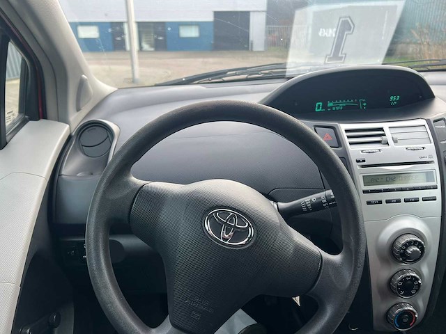 Toyota yaris - 1.0 vvti +, h-771-fj - afbeelding 15 van  15