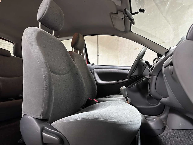 Toyota yaris 1.0-16v vvt-i sol 67pk 1999 (origineel-nl), zf-dn-83 - afbeelding 19 van  43
