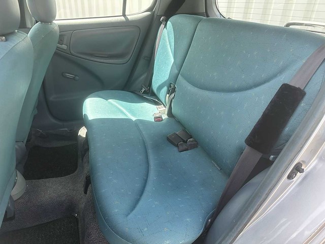 Toyota yaris 1.0-16v vvt-i terra 59-dj-xk - afbeelding 6 van  7