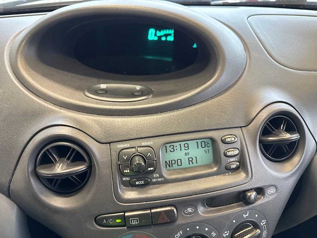 Toyota yaris 1.0-16v vvt-i , x-008-tb - afbeelding 14 van  15