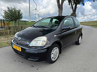Toyota yaris 1.0 vvt-i 8-tgd-73 - afbeelding 1 van  16