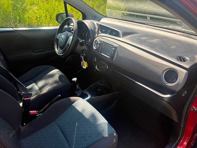 Toyota yaris 1.0 vvt-i aspiration ,25-xph-8 - afbeelding 14 van  24