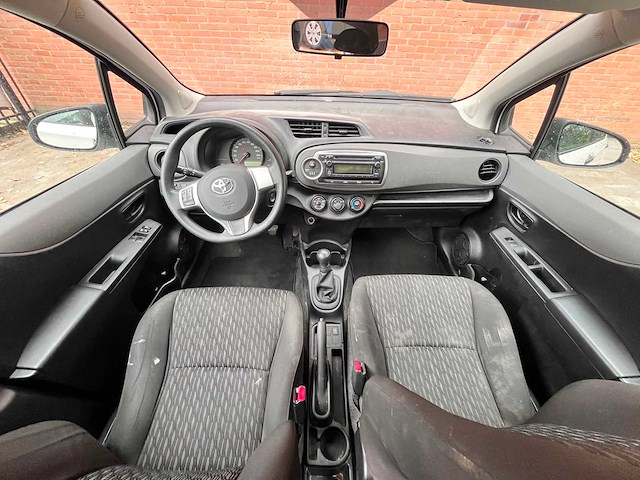 Toyota yaris 1.0 vvt-i comfort, 56-thb-4 - afbeelding 9 van  10