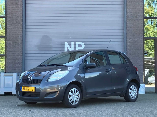 Toyota yaris 1.0 vvti acces, 88-kzt-2 - afbeelding 6 van  12