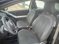 Toyota yaris 1.0 vvti acces , 94-nrf-4 - afbeelding 2 van  15
