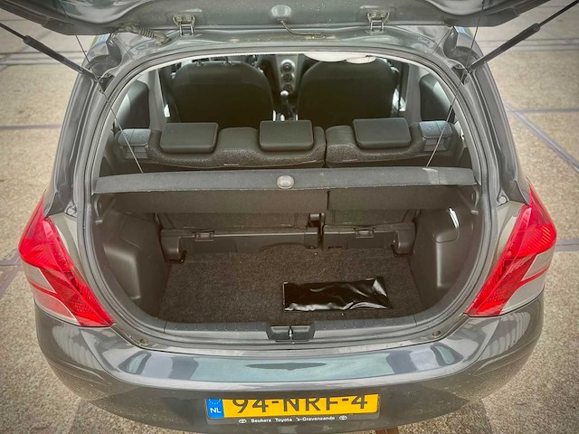 Toyota yaris 1.0 vvti acces , 94-nrf-4 - afbeelding 7 van  15