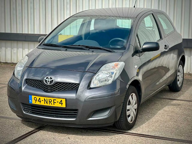 Toyota yaris 1.0 vvti acces , 94-nrf-4 - afbeelding 1 van  15