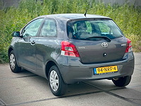 Toyota yaris 1.0 vvti acces , 94-nrf-4 - afbeelding 9 van  15