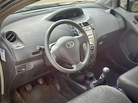 Toyota yaris 1.0 vvti acces , 94-nrf-4 - afbeelding 13 van  15
