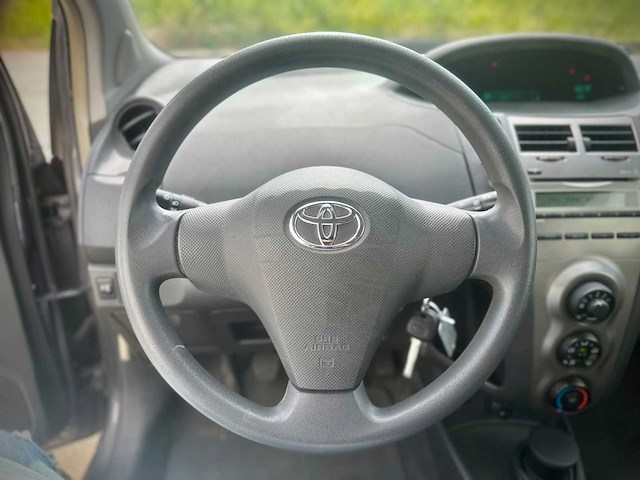Toyota yaris 1.0 vvti acces , 94-nrf-4 - afbeelding 14 van  15