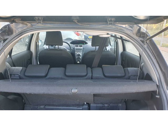 Toyota yaris 1.0 vvti acces, k-282-fs - afbeelding 3 van  3