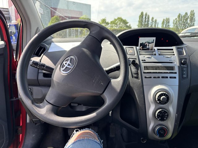 Toyota yaris 1.0i vvt-i luna,2007 - afbeelding 5 van  32
