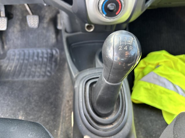 Toyota yaris 1.0i vvt-i luna,2007 - afbeelding 7 van  32
