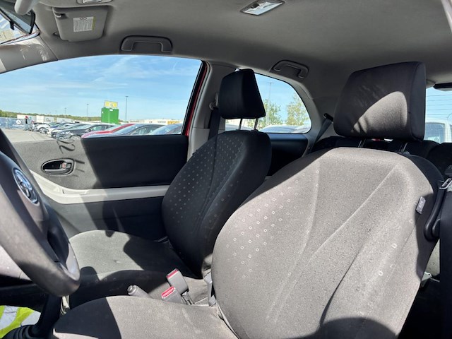 Toyota yaris 1.0i vvt-i luna,2007 - afbeelding 32 van  32