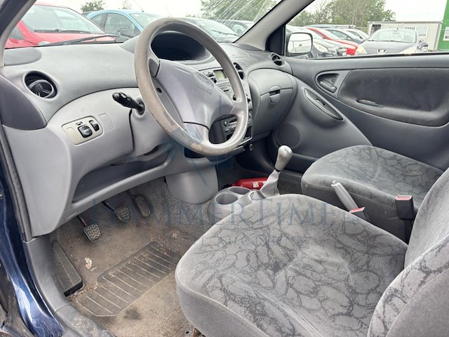 Toyota yaris 1.0i vvt-i natura, 2001 - afbeelding 3 van  43