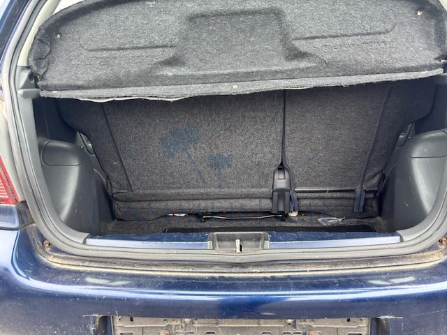 Toyota yaris 1.0i vvt-i natura, 2001 - afbeelding 17 van  43