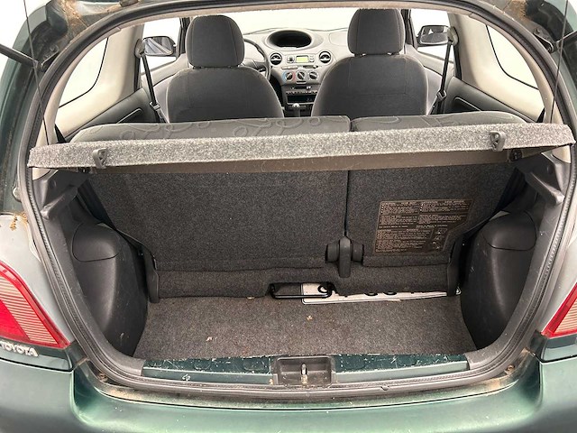 Toyota yaris 1.3-16v vvt-i luna 2000 | 94-gg-nz - afbeelding 3 van  12