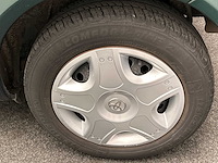 Toyota yaris 1.3-16v vvt-i luna 2000 | 94-gg-nz - afbeelding 7 van  12