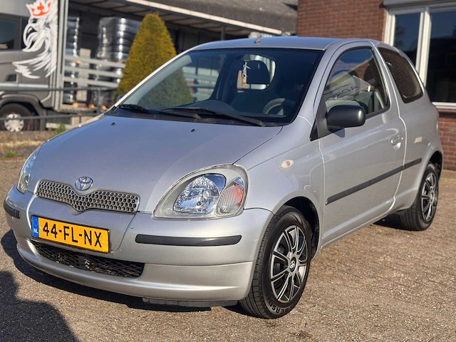 Toyota yaris 1.3-16v vvt i sol, 44-fl-nx - afbeelding 1 van  10