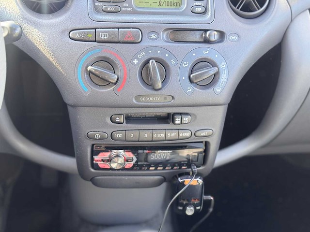 Toyota yaris 1.3-16v vvt i sol, 44-fl-nx - afbeelding 10 van  10