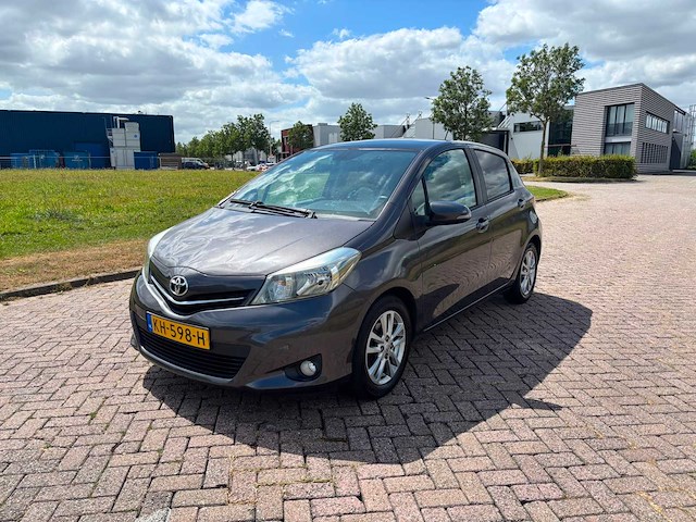 Toyota yaris 1.3 vvt i aspiration automaat, kh-598-h - afbeelding 1 van  23
