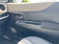Toyota yaris 1.3 vvt i aspiration automaat, kh-598-h - afbeelding 12 van  23