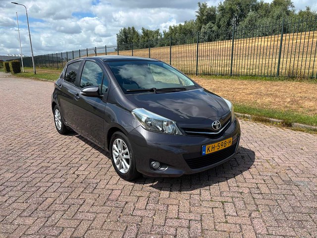 Toyota yaris 1.3 vvt i aspiration automaat, kh-598-h - afbeelding 17 van  23