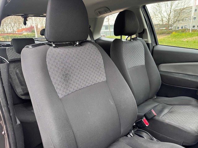 Toyota yaris 1.3 vvt i aspiration; gt-539-d - afbeelding 11 van  15