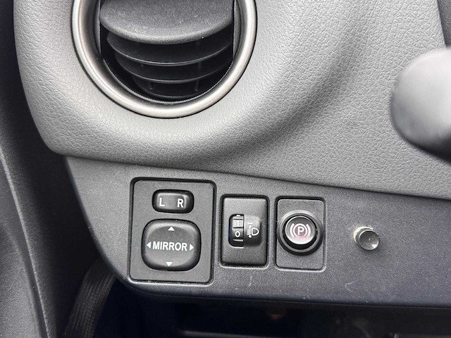 Toyota yaris 1.3 vvt i aspiration; gt-539-d - afbeelding 3 van  12