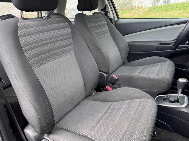 Toyota yaris 1.3 vvt-i aspiration; np-215-b - afbeelding 7 van  17