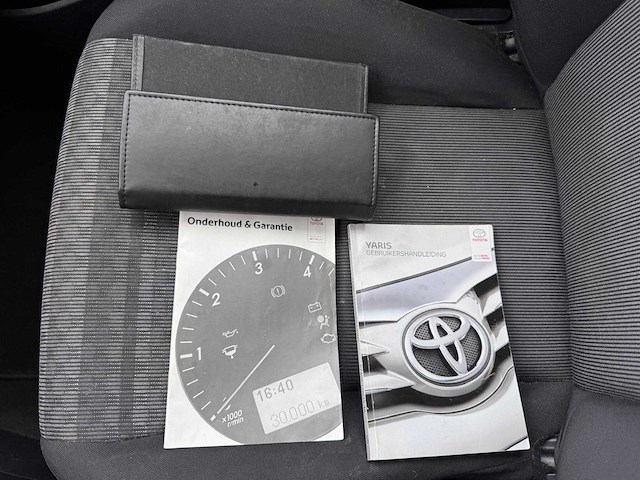 Toyota yaris 1.3 vvt-i aspiration; np-215-b - afbeelding 9 van  17
