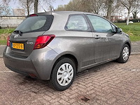 Toyota yaris 1.3 vvt-i aspiration; np-215-b - afbeelding 10 van  17