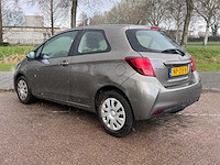 Toyota yaris 1.3 vvt-i aspiration; np-215-b - afbeelding 12 van  17