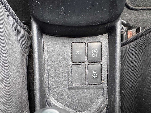 Toyota yaris 1.3 vvt-i aspiration; np-215-b - afbeelding 5 van  12