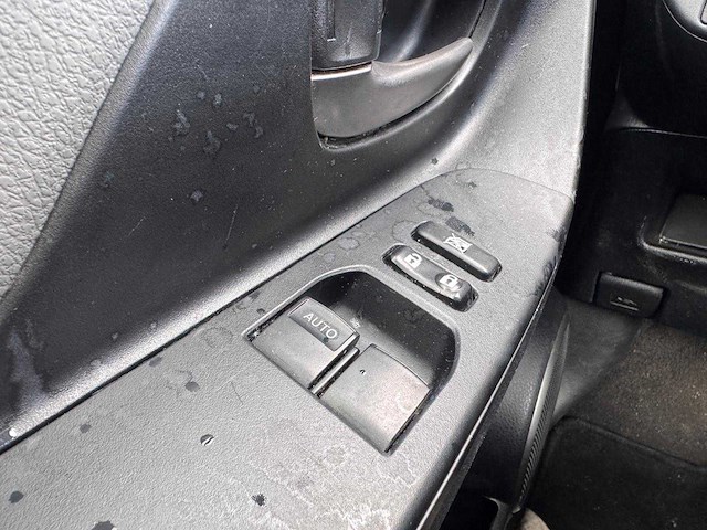 Toyota yaris 1.3 vvt-i aspiration; np-215-b - afbeelding 11 van  12