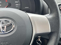 Toyota yaris 1.3 vvt-i now 2013 | 4-srf-36 - afbeelding 9 van  25