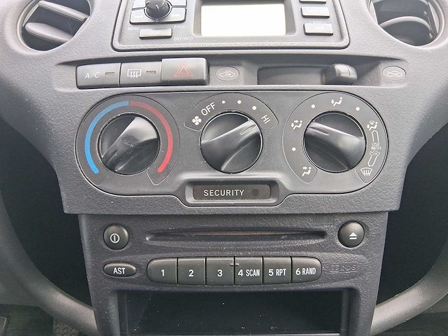 Toyota yaris 1.3 vvt-i terra car 2003 | 73-nh-hl - afbeelding 11 van  25