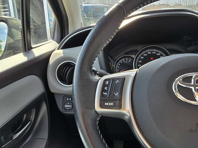 Toyota yaris 1.3 vvt-i trend 2016 | js-383-s - afbeelding 14 van  26