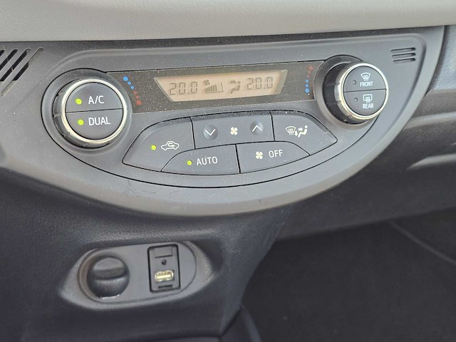 Toyota yaris 1.3 vvt-i trend 2016 | js-383-s - afbeelding 18 van  26